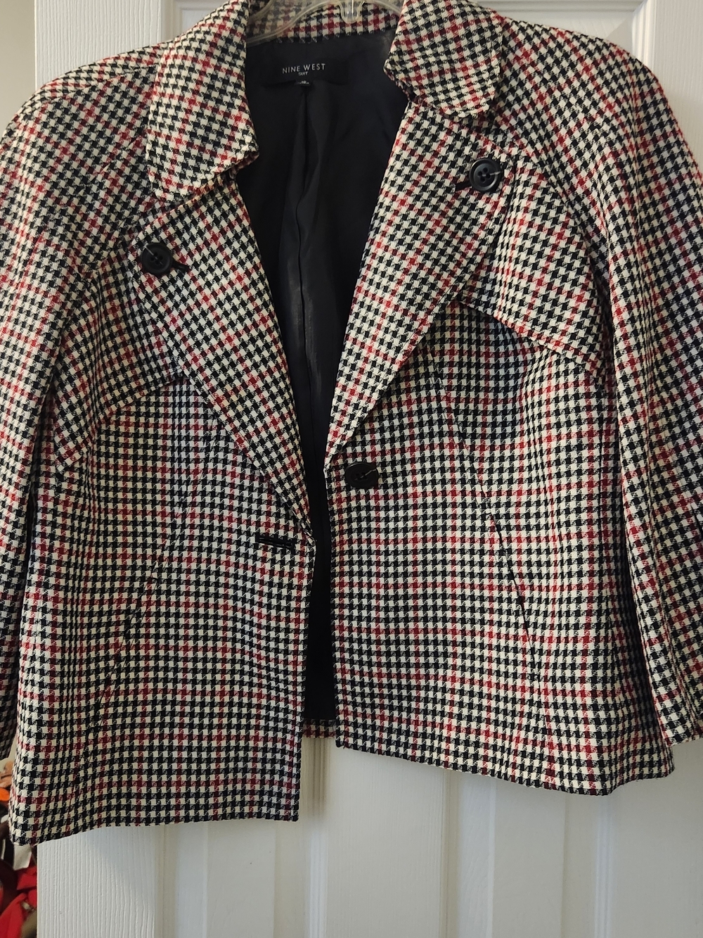 Nine West Black, White & Red Houndstooth Cropped Blazer